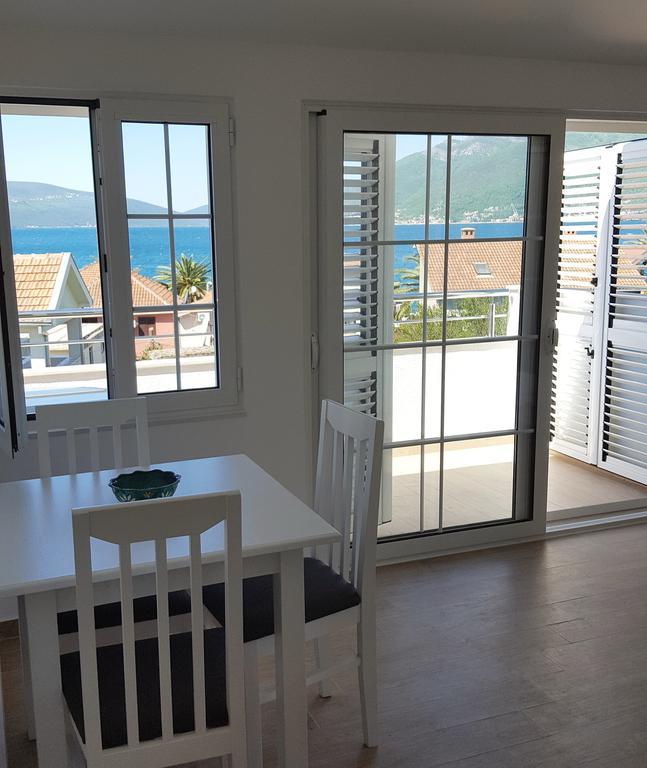 Apartment Milas Тиват Екстер'єр фото
