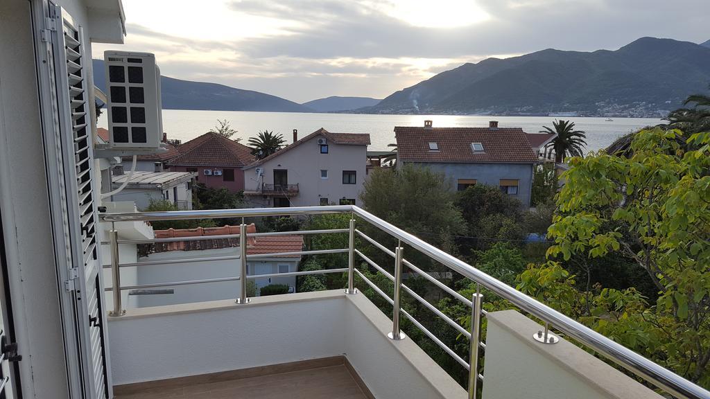 Apartment Milas Тиват Екстер'єр фото
