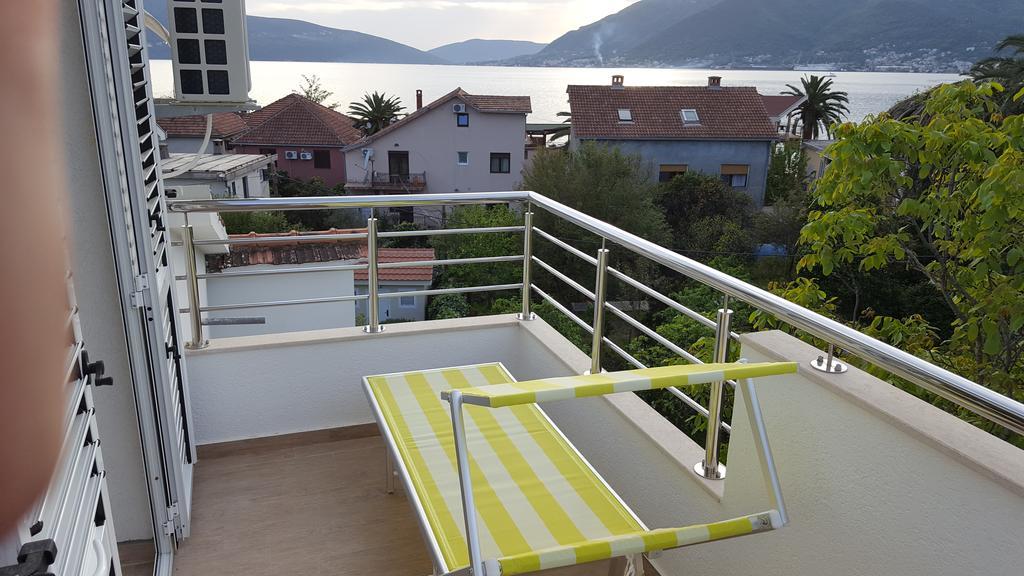 Apartment Milas Тиват Екстер'єр фото